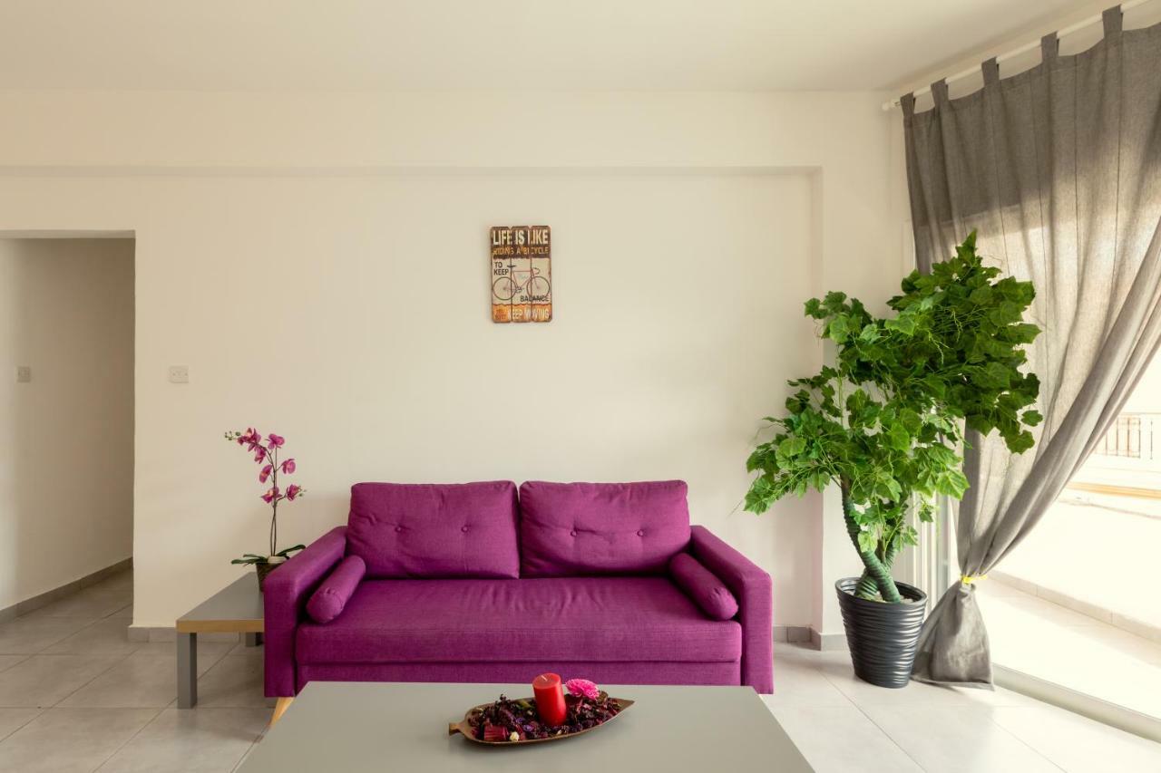 Savvas City Centre Flat Larnaca Bagian luar foto